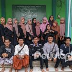 Foto bersama usai bagi-bagi takjil PAC IPNU IPPNU Jatibanteng (BP/Unda)