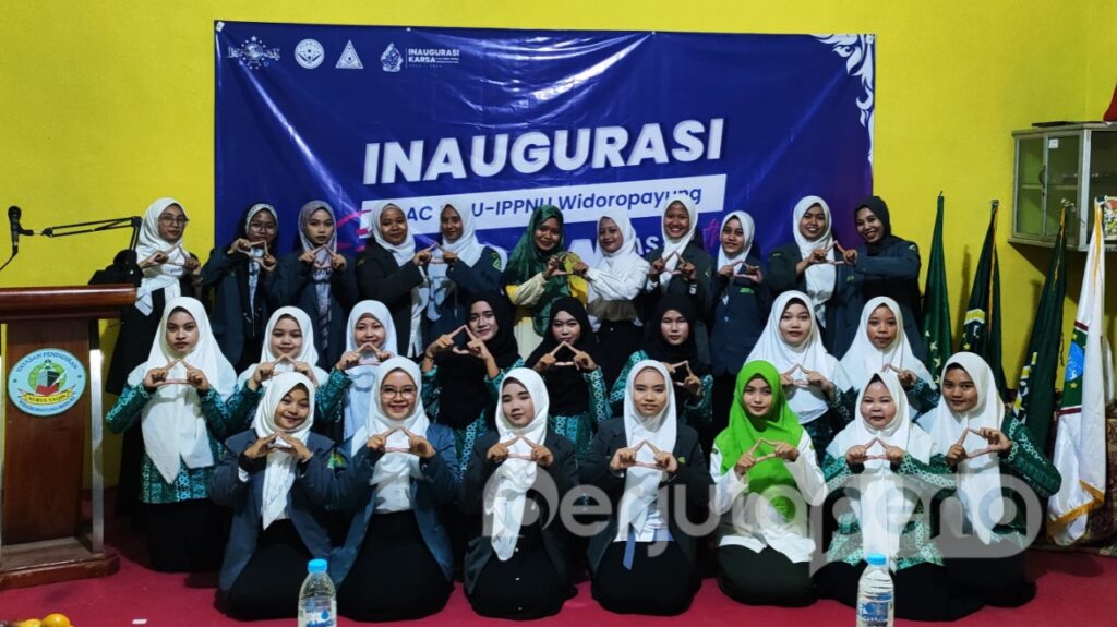 Foto bersama IPPNU usai Inaugurasi (BP/Istimewa) 